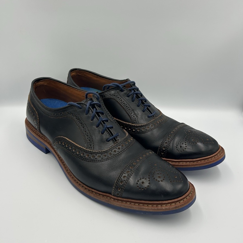Allen Edmonds "Standmok" Cap-toe Oxford with Dainite‎ Rubber Sole - Men's 11 B